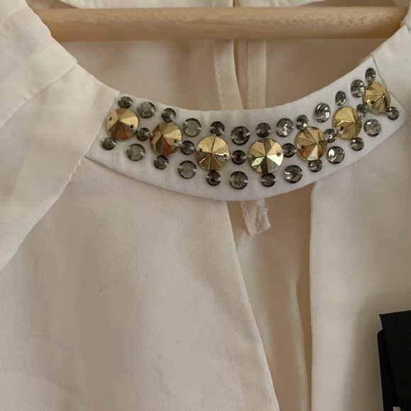 NWT BCBG white float top - Picture 4 of 4